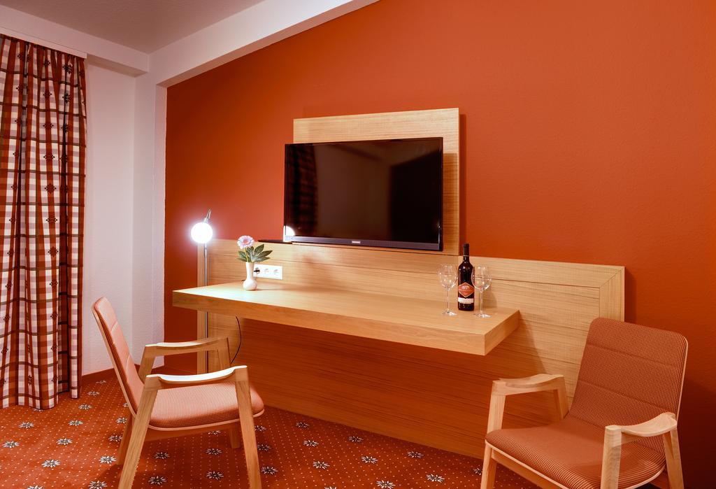 Hotel & Restaurant Waldcafe Hettstedt Dış mekan fotoğraf